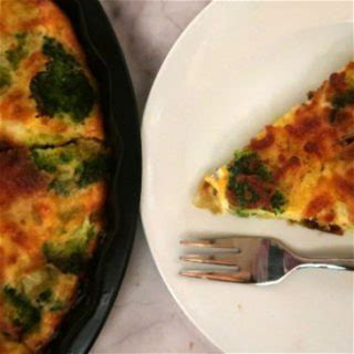 crustless-broccoli-quiche-recipe-easy-low-carb image