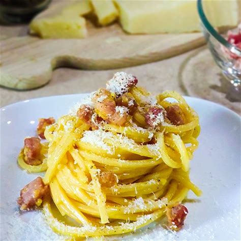 traditional-italian-spaghetti-carbonara-recipes-from image