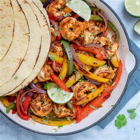 super-easy-shrimp-fajitas-recipe-healthy-fitness-meals image