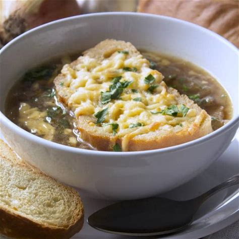 easy-and-authentic-french-onion-soup image