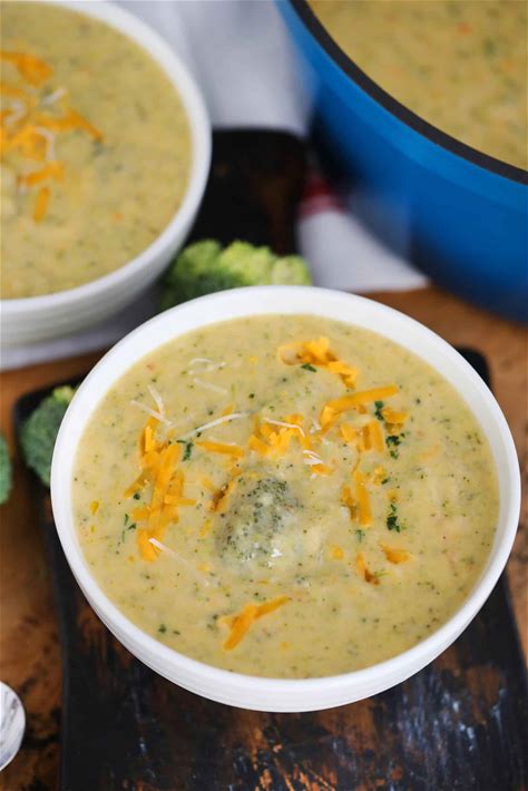 broccoli-soup-with-cheddar-and-asiago image