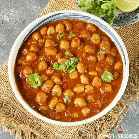 indian-chickpea-curry-recipe-swasthis image