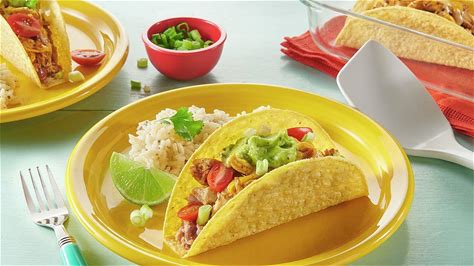 easy-chicken-tacos-mexican-recipes-old-el-paso image