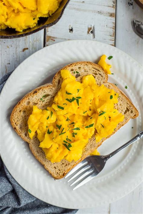 make-ahead-scrambled-eggs-scrambled-eggs-for-a image
