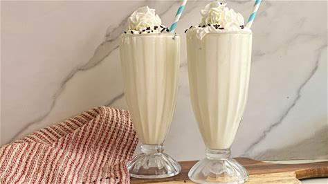 old-fashioned-vanilla-milkshake-recipe-tasting-table image