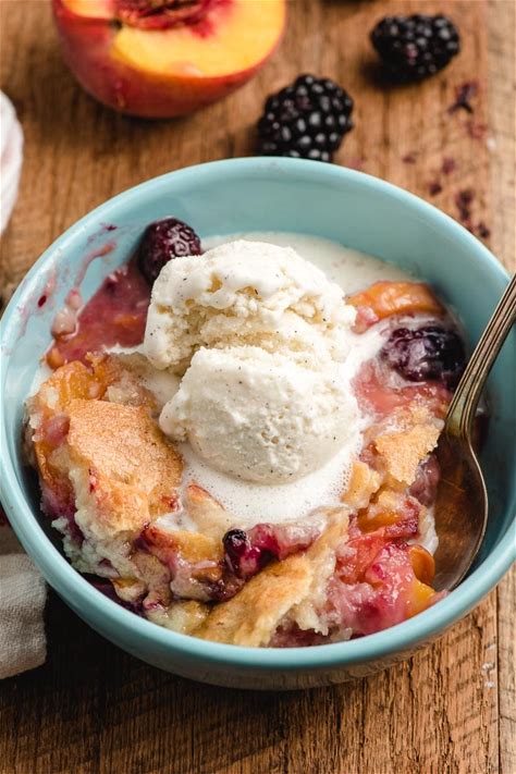 blackberry-peach-cobbler-neighborfood image