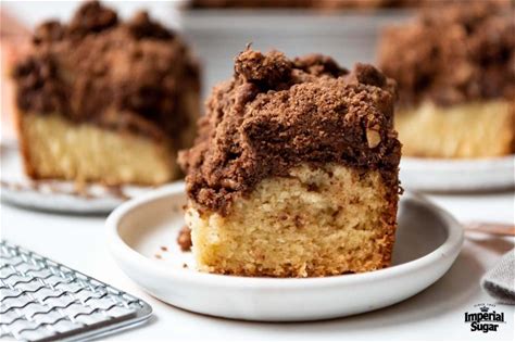 chocolate-pecan-crumb-cake-imperial-sugar image