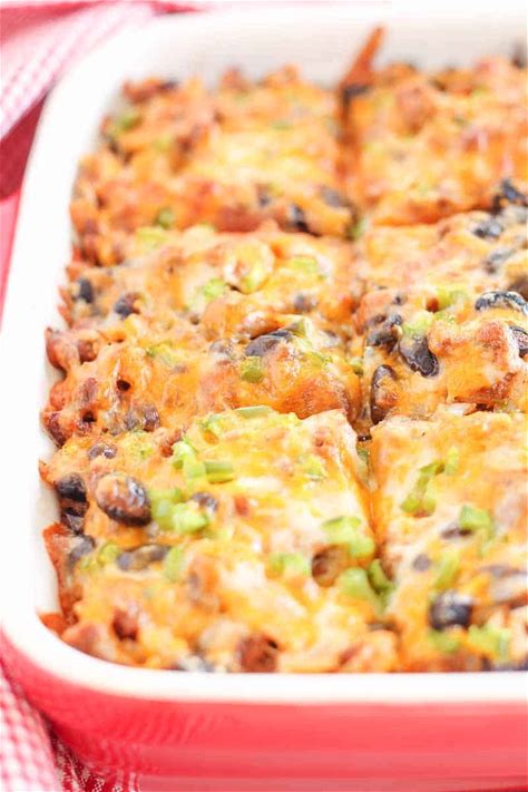 tex-mex-casserole-with-ground-beef-and-beans-the image