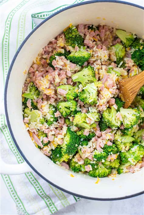 stovetop-cheesy-broccoli-rice-with-ham-buns-in image