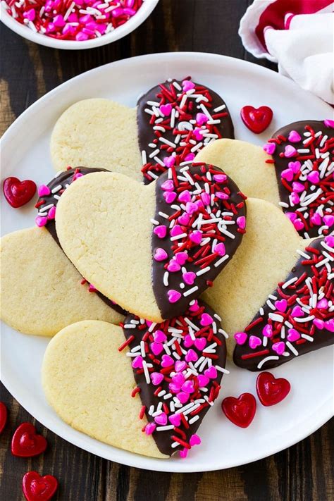 heart-cookies-dinner-at-the-zoo image