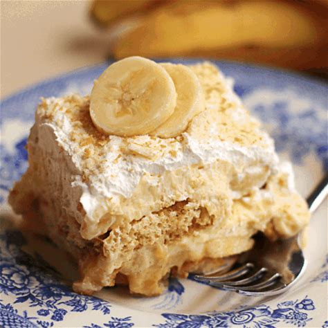 banana-pudding-tiramisu-grandbaby-cakes image