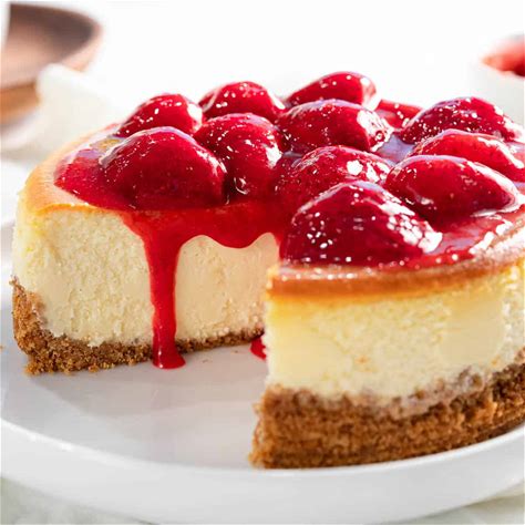 strawberry-cheesecake-drive-me-hungry image