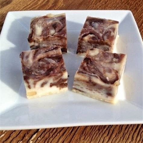 macadamia-nut-butter-chocolate-fudge image