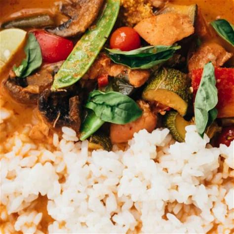 instant-pot-thai-chicken-curry-my-food-story image