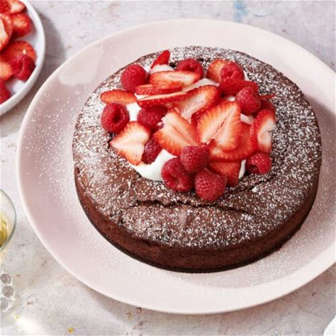 homemade-fudgy-chocolate-cake-recipe-the-mom image