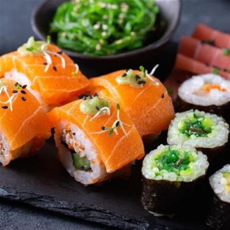 25-best-vegan-sushi-recipes-homemade-rolls-and image