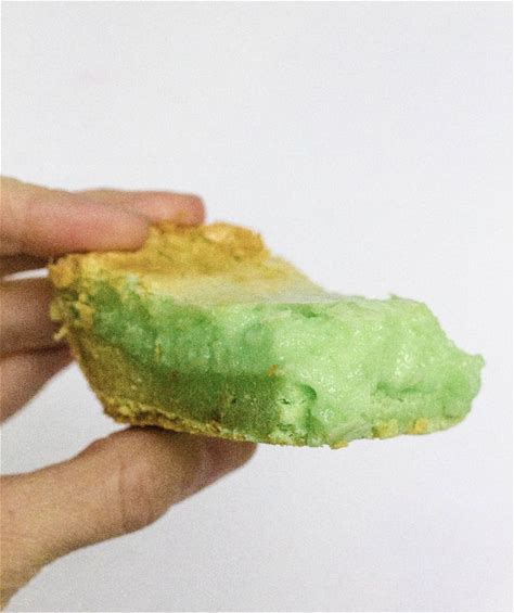 pistachio-ooey-gooey-butter-cake-margin-making image