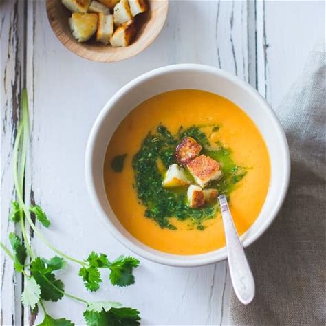 roasted-yellow-tomato-soup-with-green-harissa-the image