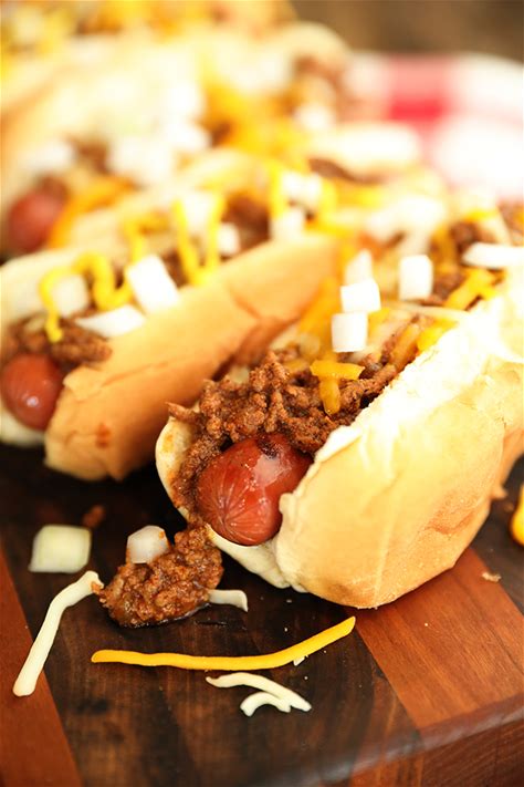 hot-dog-chili-sauce-southern-bite image