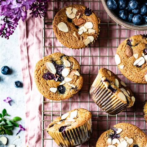 almond-flour-blueberry-muffins-low-carb-gluten image