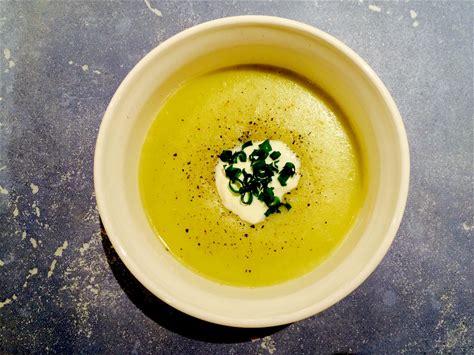 creamy-potato-leek-parsnip-soup-fresh-fork image