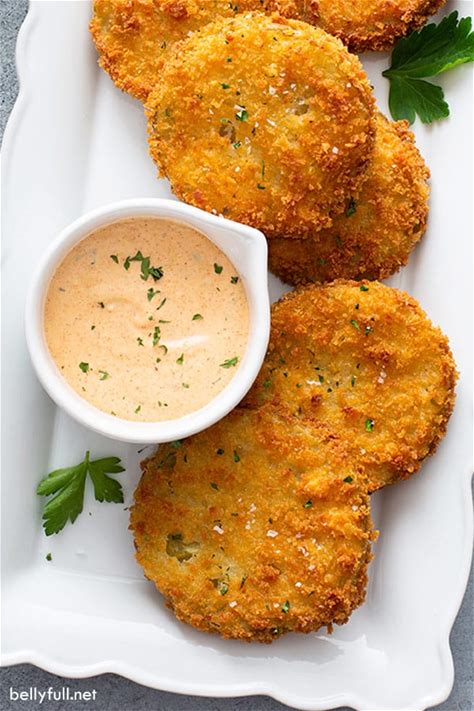 fried-green-tomatoes-with-remoulade-sauce-belly-full image