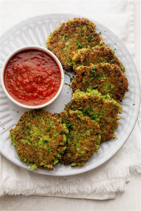 broccoli-fritters-easy-real-food-recipes-with-feel image