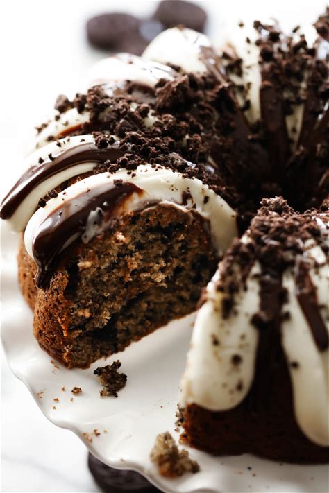 cookies-and-cream-bundt-cake-chef-in-training image