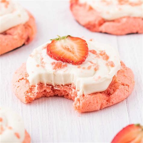 strawberry-cookies-with-cream-cheese-frosting image