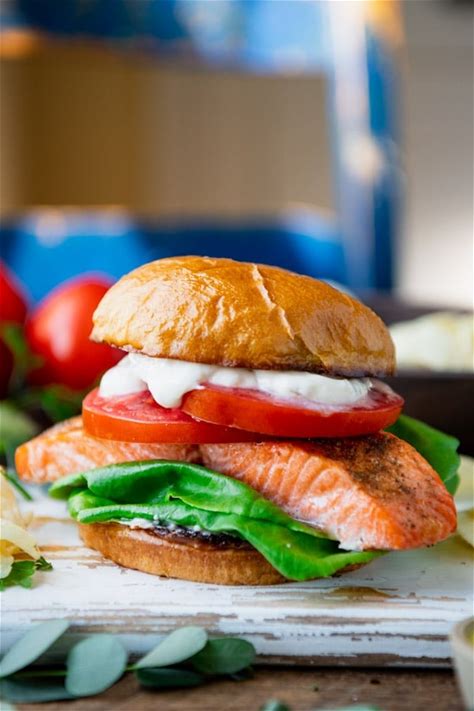 easy-weeknight-salmon-sandwich-20-minutes-the image