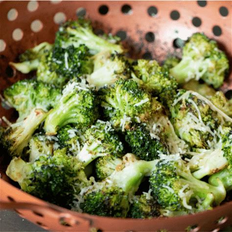 garlic-parmesan-grilled-broccoli-hey-grill-hey image