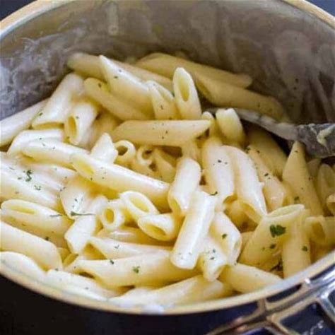 one-pot-creamy-noodles-easy-kid-friendly-side-dish image