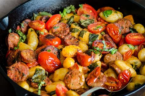 recipe-gnocchi-skillet-with-chicken-sausage image