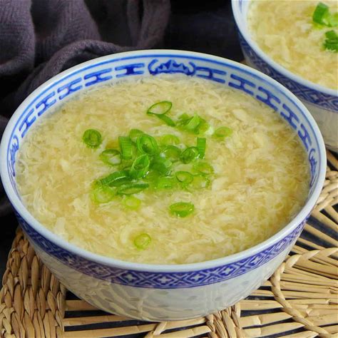 egg-drop-soup-the-classic-version-蛋花汤-red image