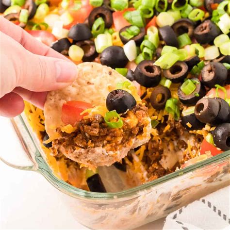 taco-dip-with-ground-beef-7-layer-dip-on-my-kids image