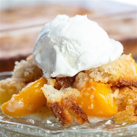 easy-bisquick-peach-cobbler-classic-peach-dessert image