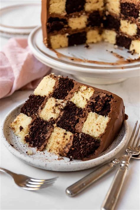 how-to-make-a-checkerboard-cake-house-of-nash-eats image