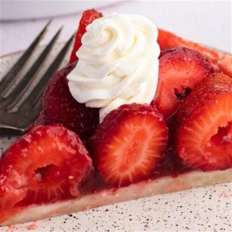 shoneys-strawberry-pie-easy-recipe-insanely image