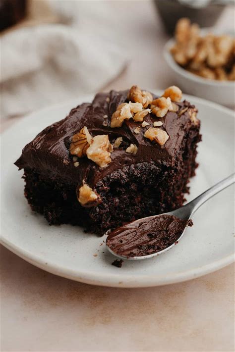 simple-moist-chocolate-walnut-cake-alpine-ella image
