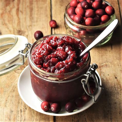 cranberry-chutney-low-sugar-everyday-healthy image