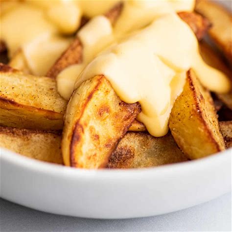 easy-cheese-fries-with-homemade-fries-baking image