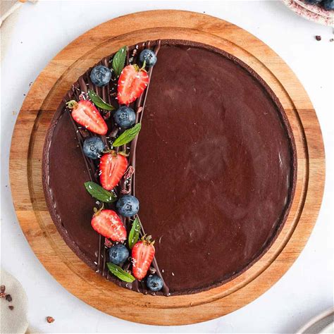 french-chocolate-ganache-tart-a-baking image