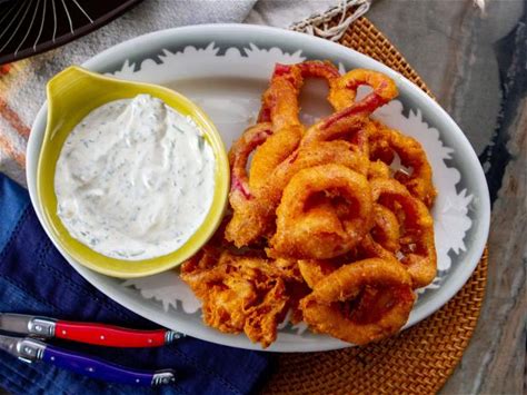 pickled-onion-rings-with-tarragon-ranch-food image