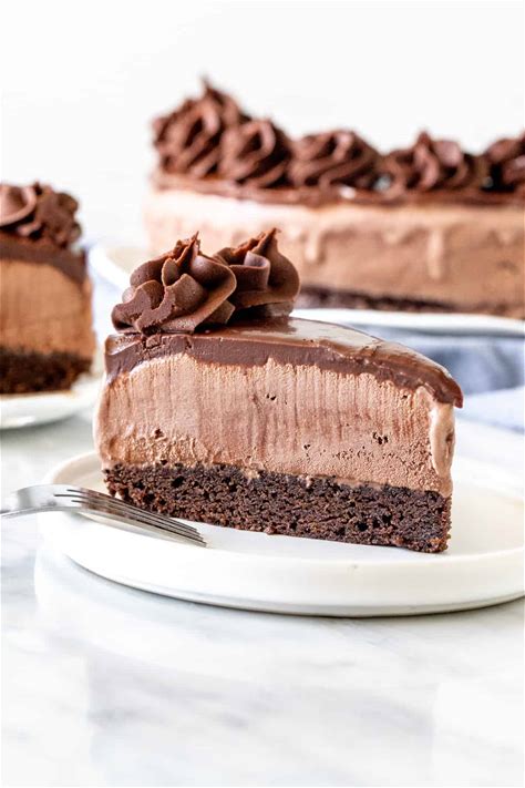 chocolate-ice-cream-cake-just-so-tasty image