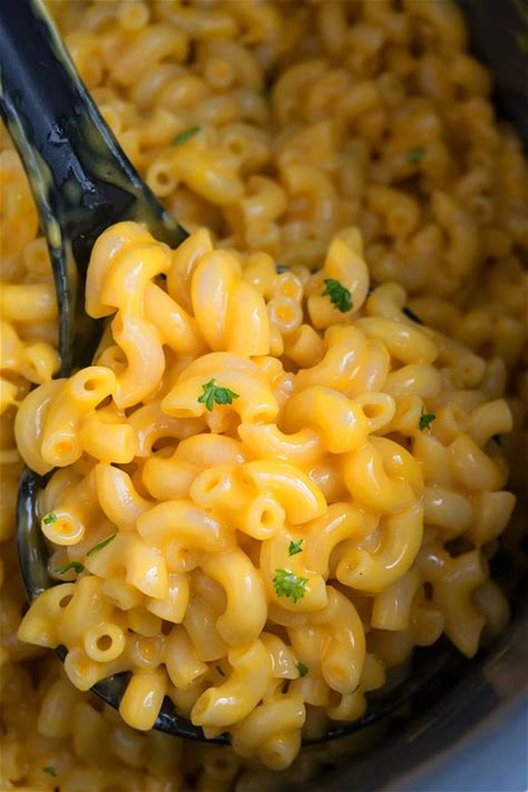 instant-pot-mac-and-cheese-one-pot image