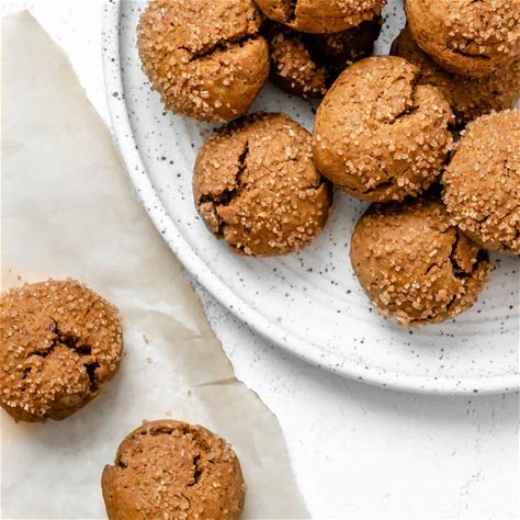 soft-pumpkin-gingersnap-cookies-plant-based-on image