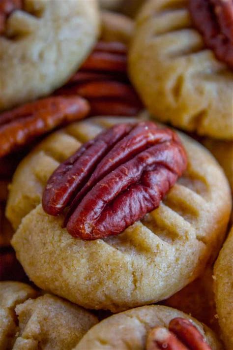 easy-recipe-for-butter-pecan-cookies-the-food image