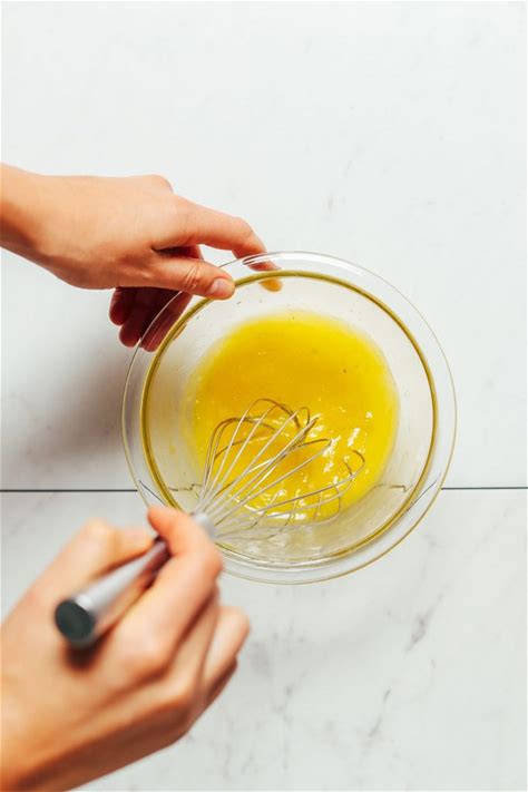 how-to-make-lemon-vinaigrette-minimalist-baker image