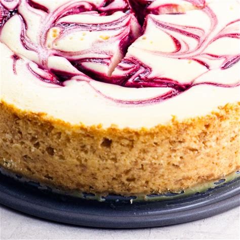 raspberry-lemon-cheesecake-creamy-classic-style image