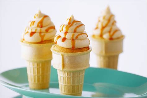 dulce-de-leche-ice-cream-cone-cupcakes-food image